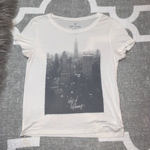 American Eagle graphic tee